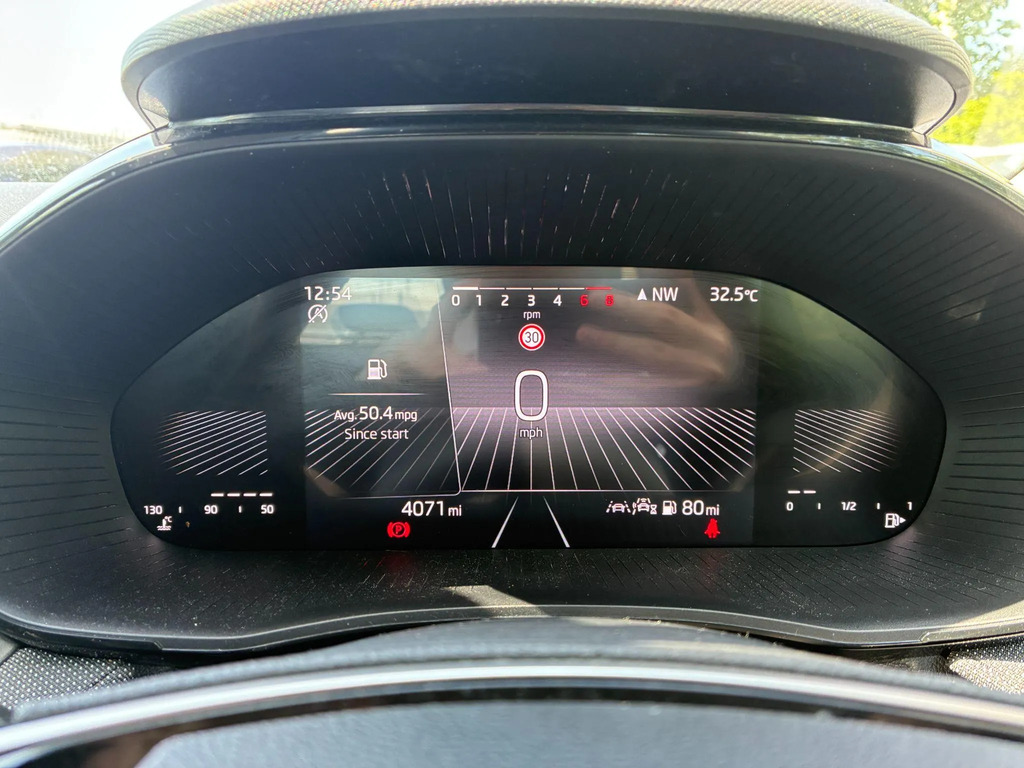 Skoda Fabia 1.0 Tsi 116 Design Edition Dsg White #16
