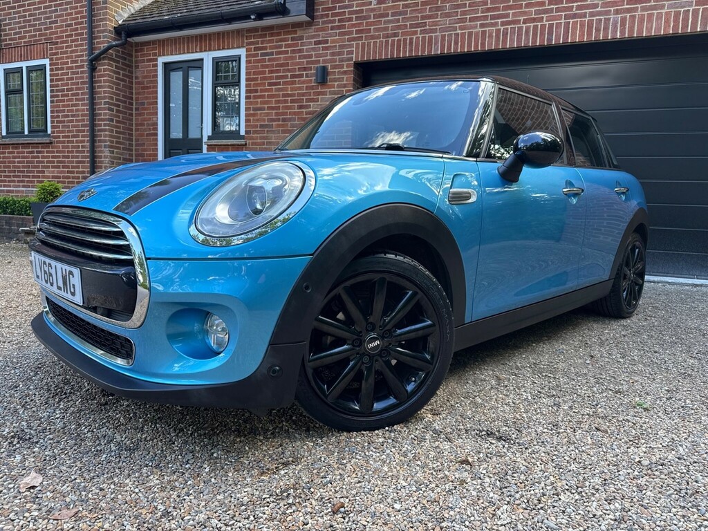 Mini Hatch 1.5 Cooper Euro 6 Ss #2