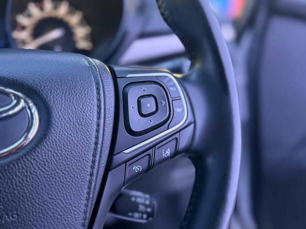 Toyota Avensis D-4d Business Edition Grey #40