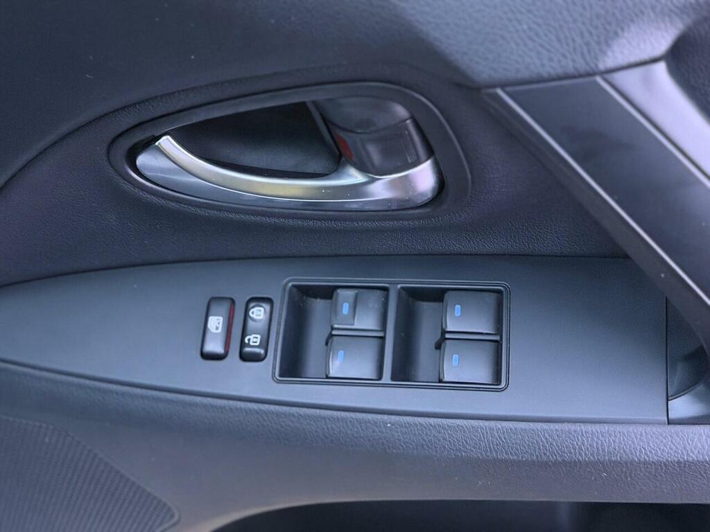 Toyota Avensis D-4d Business Edition Grey #30