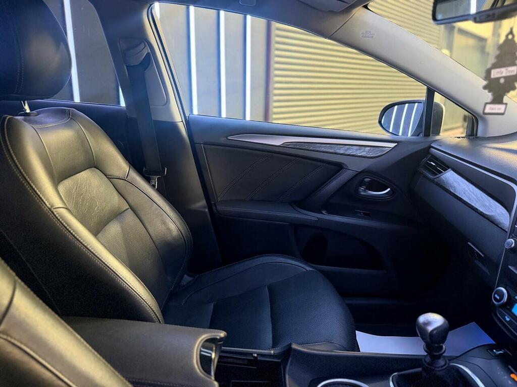 Toyota Avensis D-4d Business Edition Grey #61