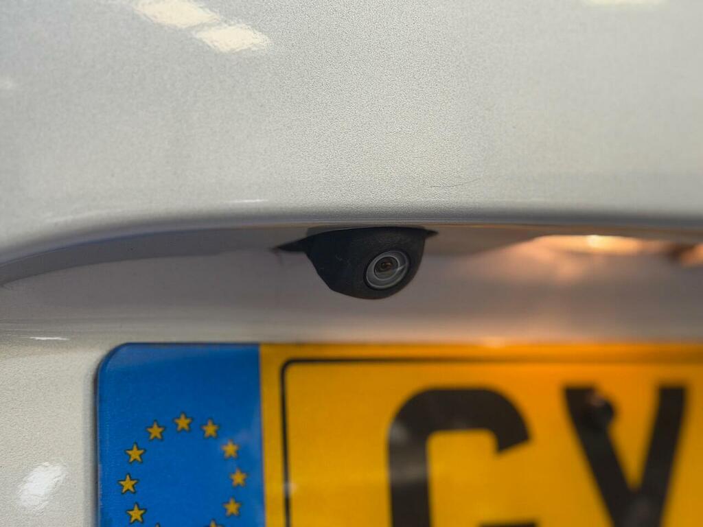 Toyota Avensis D-4d Business Edition Grey #11