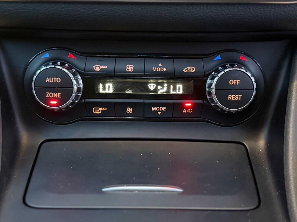 Mercedes-Benz GLA Class 2.1L Amg Line Grey #52