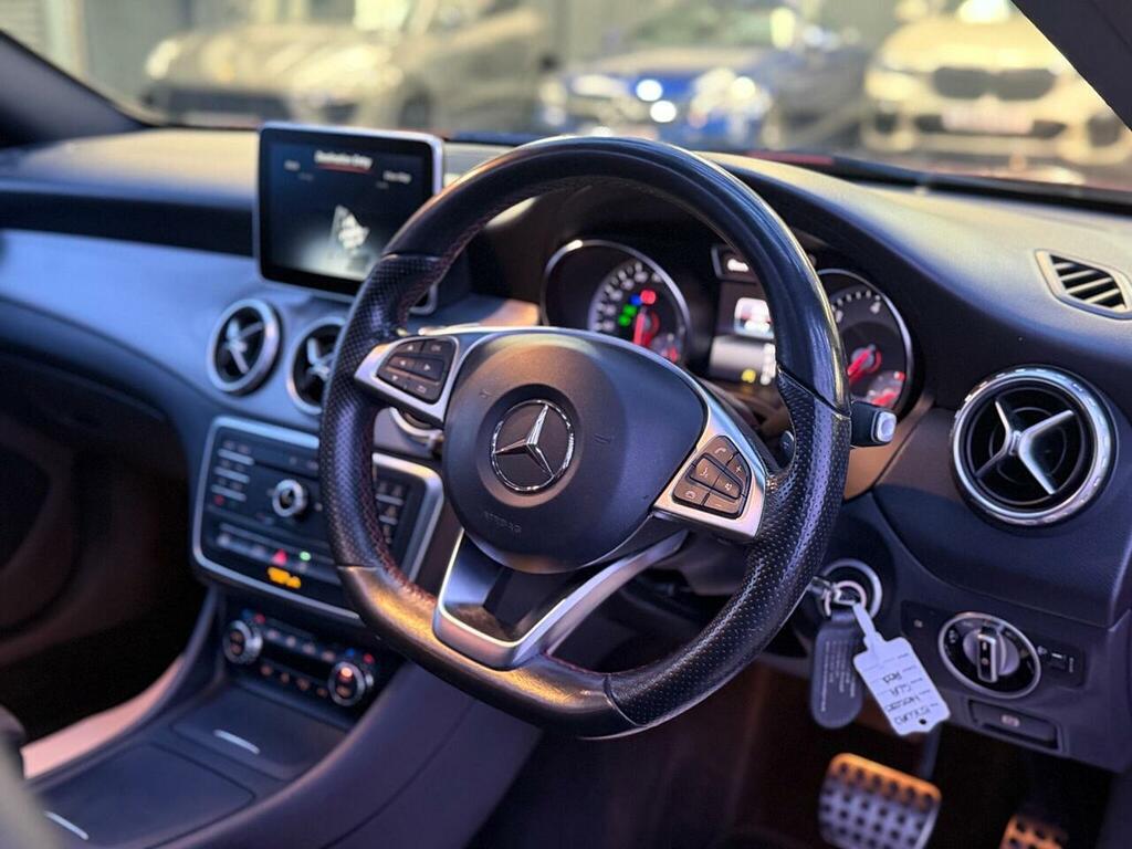 Mercedes-Benz GLA Class 2.1L Amg Line Grey #27