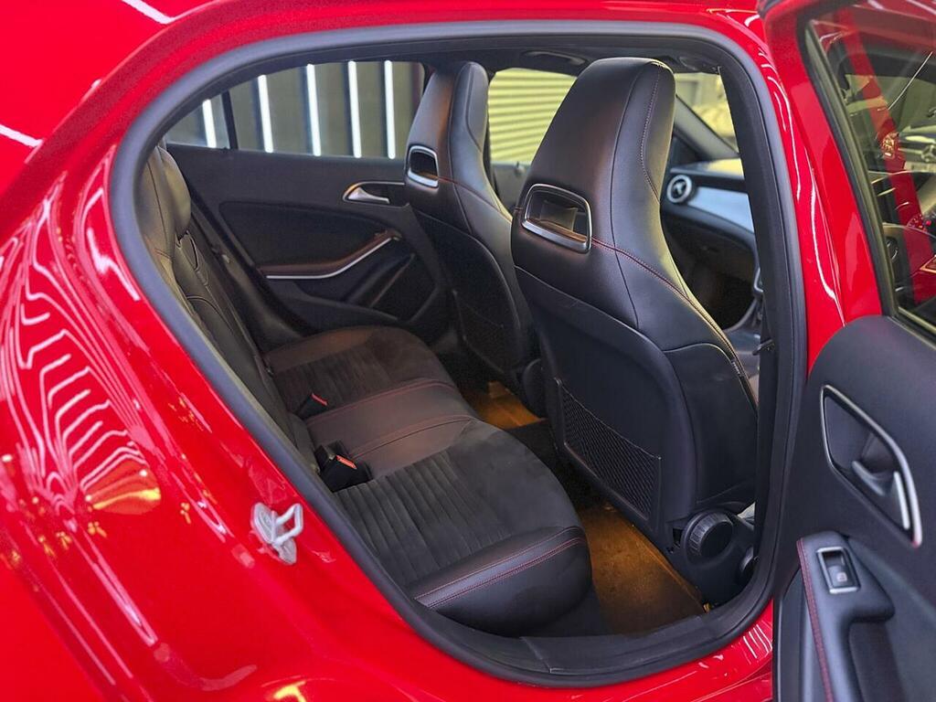 Mercedes-Benz GLA Class 2.1L Amg Line Grey #31
