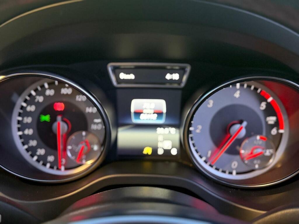 Mercedes-Benz GLA Class 2.1L Amg Line Grey #42