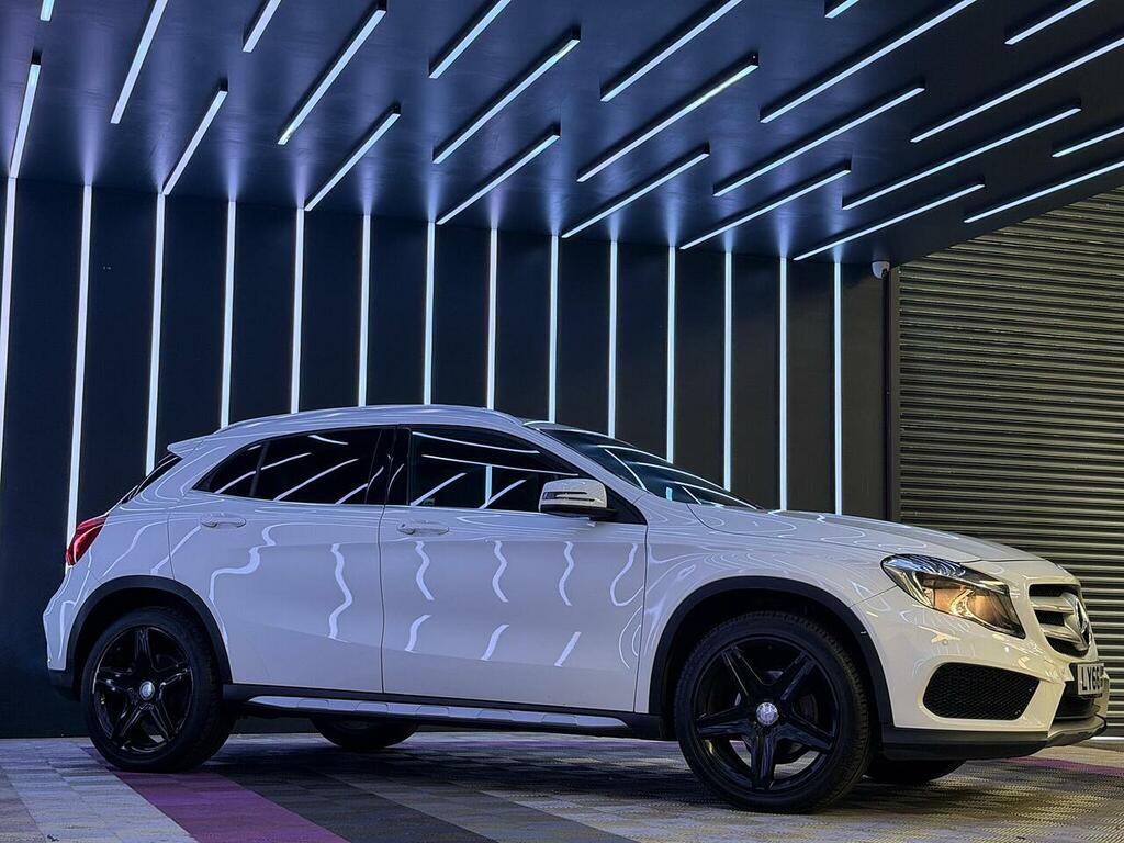 Mercedes-Benz GLA Class 2.1 Gla200d Amg Line 7G-dct 4Matic Euro 6 Ss White #3