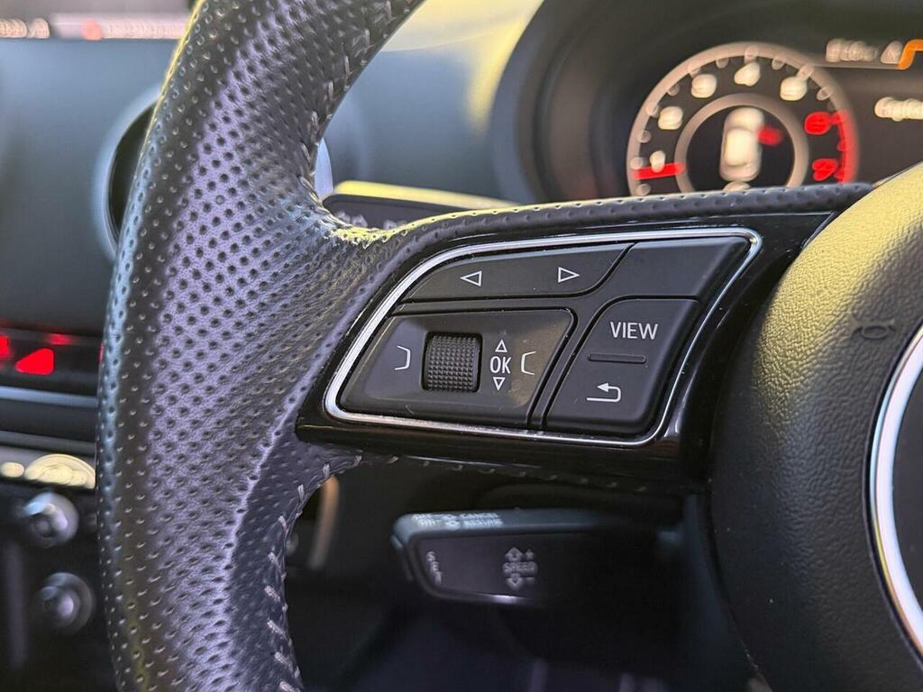 Audi A3 1.6 Tdi 116 Sport Black #39