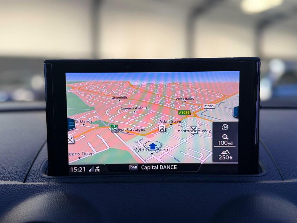Audi A3 1.6 Tdi 116 Sport Black #44