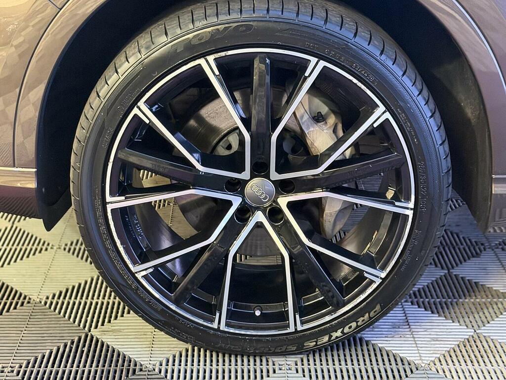 Audi Q7 4.0 Sq7 Tdi Quattro 429 Bhp Black #30