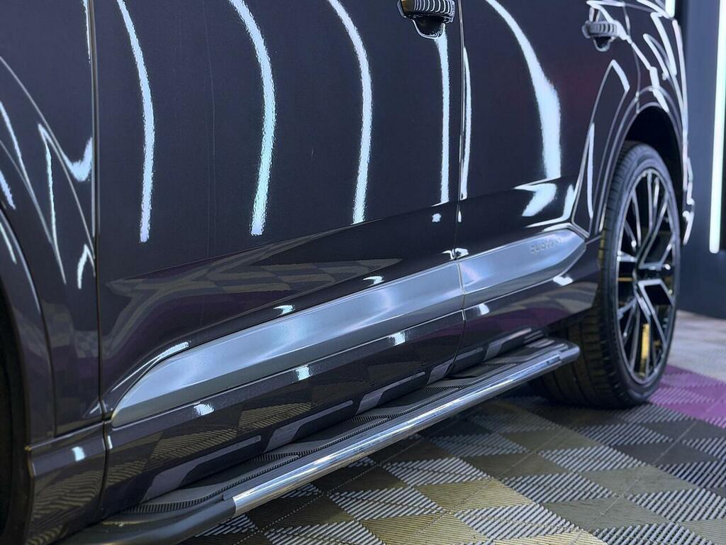 Audi Q7 4.0 Sq7 Tdi Quattro 429 Bhp Black #34