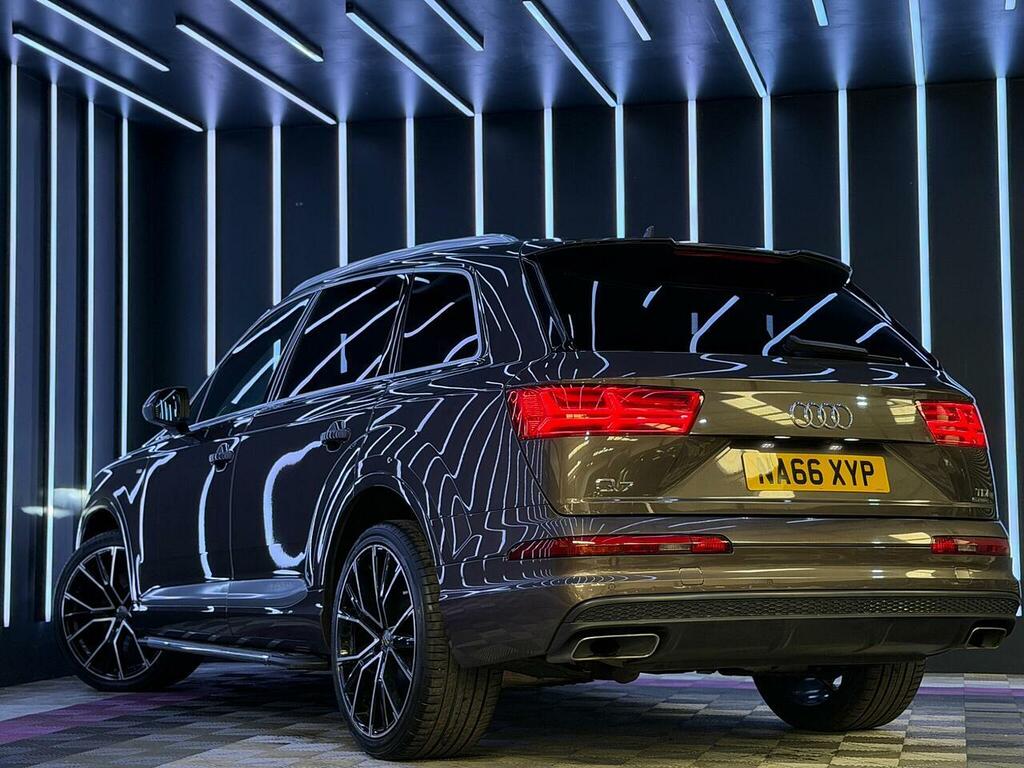 Audi Q7 4.0 Sq7 Tdi Quattro 429 Bhp Black #26