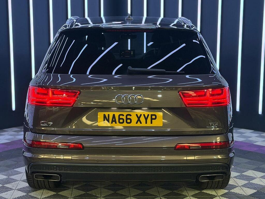 Audi Q7 4.0 Sq7 Tdi Quattro 429 Bhp Black #11