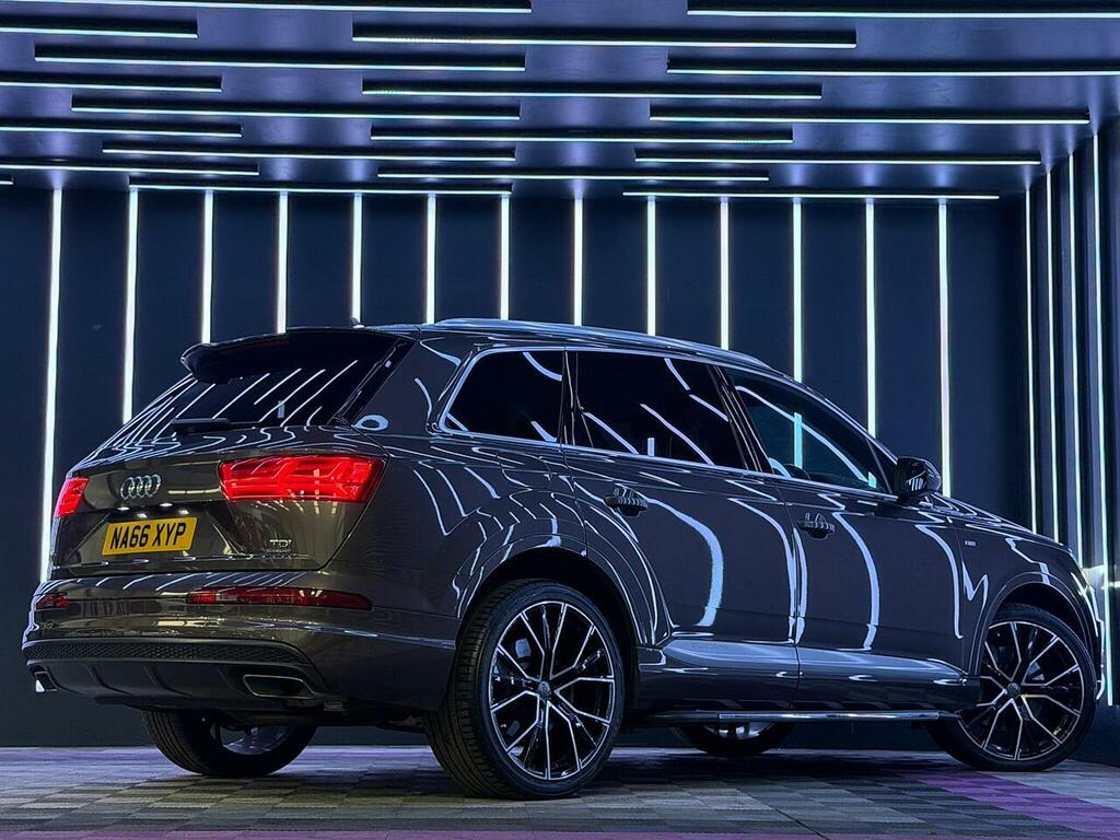 Audi Q7 4.0 Sq7 Tdi Quattro 429 Bhp Black #8