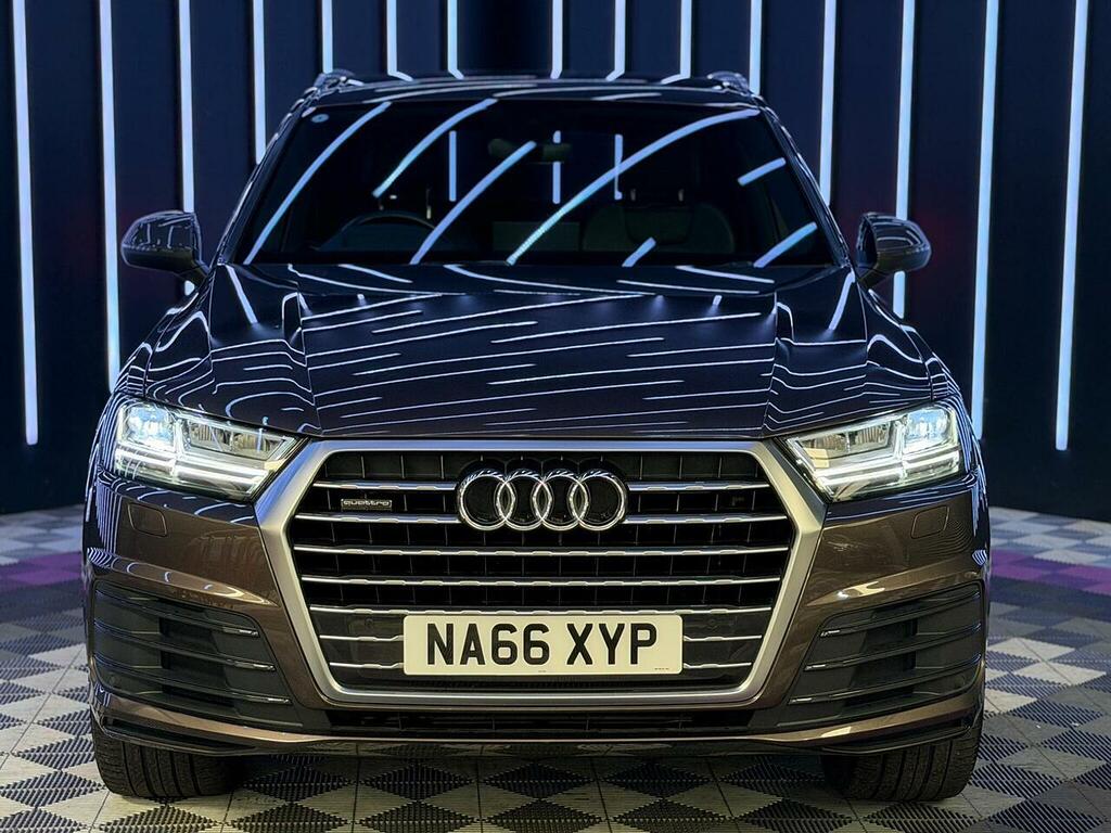 Audi Q7 4.0 Sq7 Tdi Quattro 429 Bhp Black #36