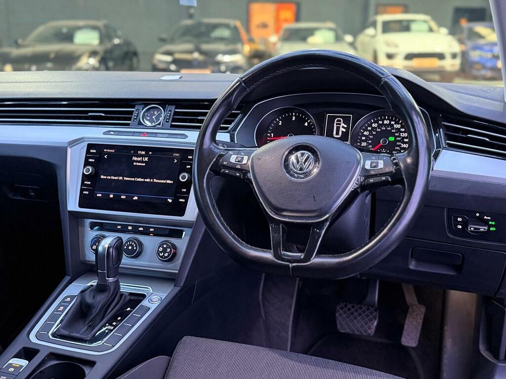 Volkswagen Passat Passat Se Business Tdi Bluemotion Technology S-a White #31