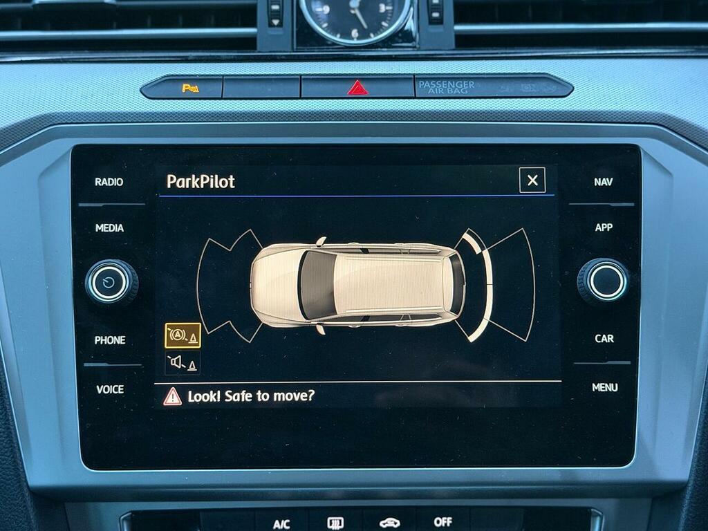 Volkswagen Passat Passat Se Business Tdi Bluemotion Technology S-a White #37