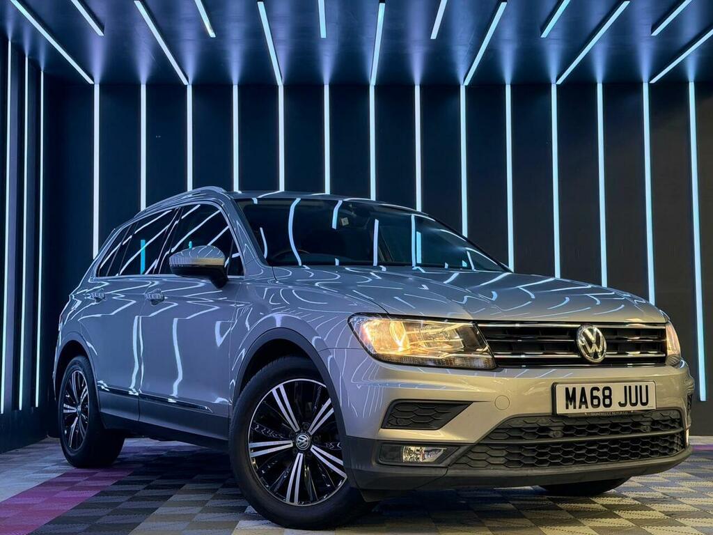 Volkswagen Tiguan 1.4 Tsi Se Navigation Euro 6 Ss Silver