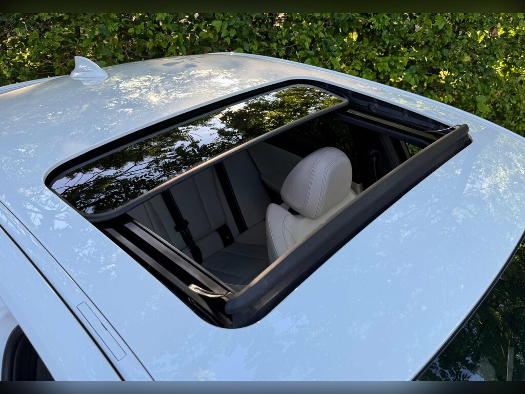 BMW 3 Series 2.0 330I M Sport Euro 6 Ss LR19RHZ White #2