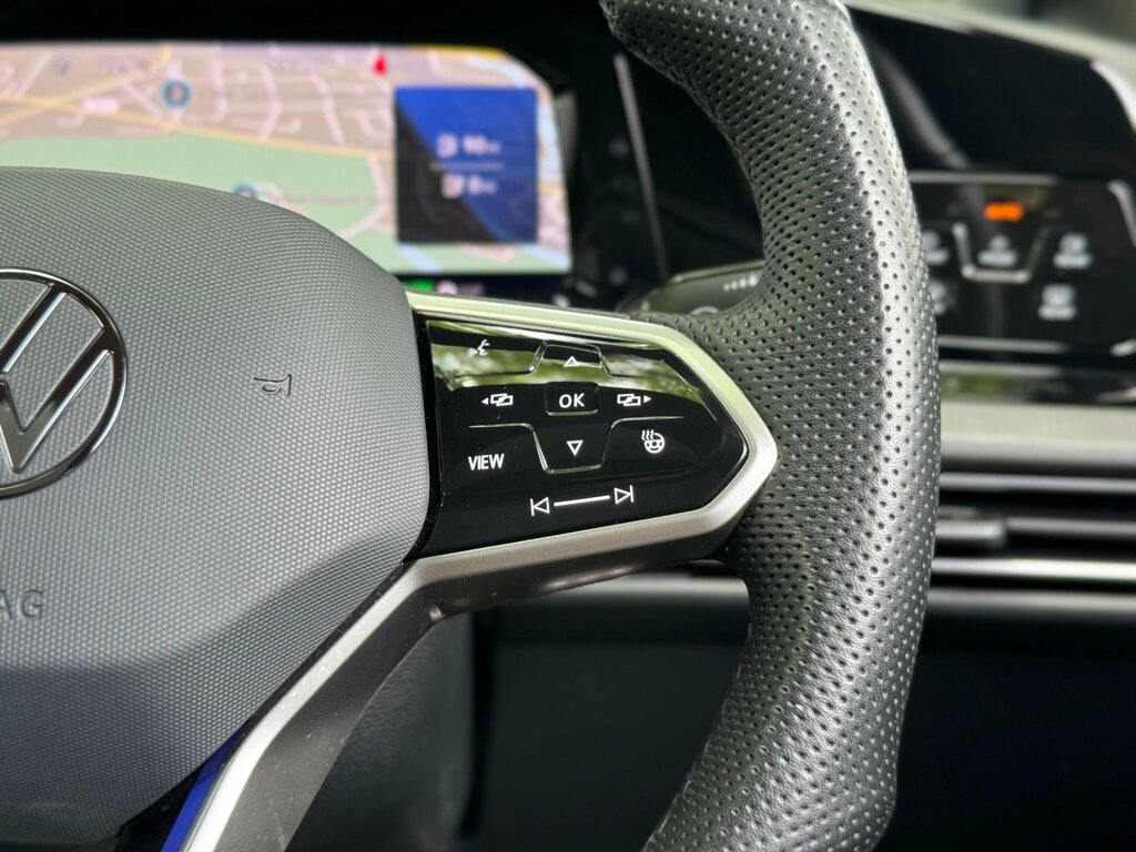 Volkswagen e-Golf 2.0 Tsi R 4Motion Dsg Black #40