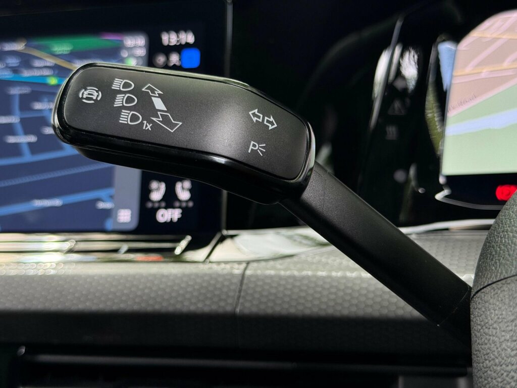Volkswagen e-Golf 2.0 Tsi R 4Motion Dsg Black #41