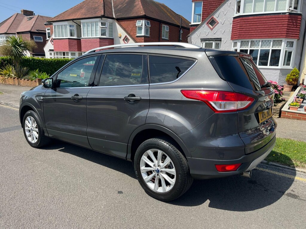 Ford Kuga 2.0 Tdci Titanium 2Wd Euro 6 Ss LM15JWD Grey #2