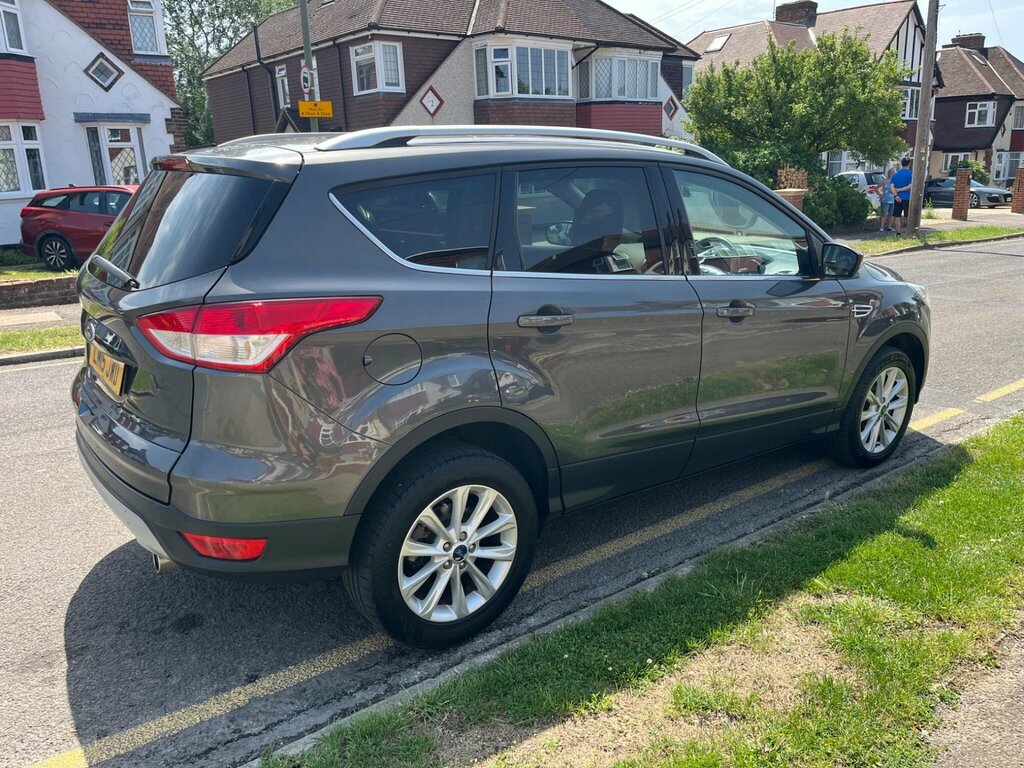 Ford Kuga 2.0 Tdci Titanium 2Wd Euro 6 Ss LM15JWD Grey #4