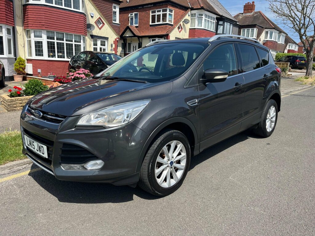 Ford Kuga 2.0 Tdci Titanium 2Wd Euro 6 Ss LM15JWD Grey