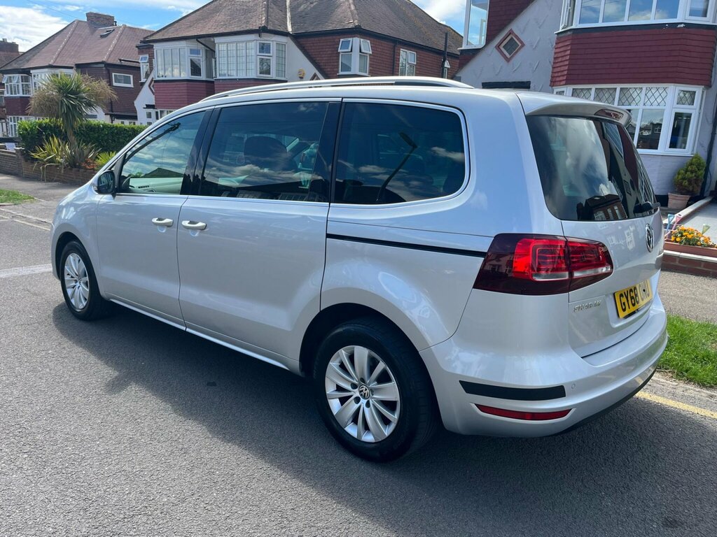 Volkswagen Sharan 1.4 Tsi Se Dsg Euro 6 Ss Silver #2
