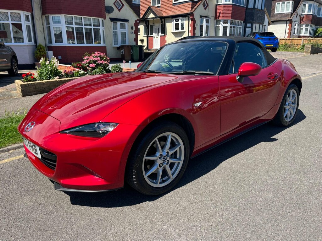 Mazda MX-5 1.5 Skyactiv-g Se Euro 6 Red