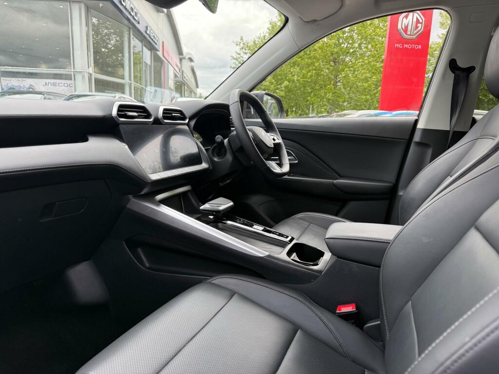 MG ZS 1.5 Hybrid Trophy LA25UNH Black #6