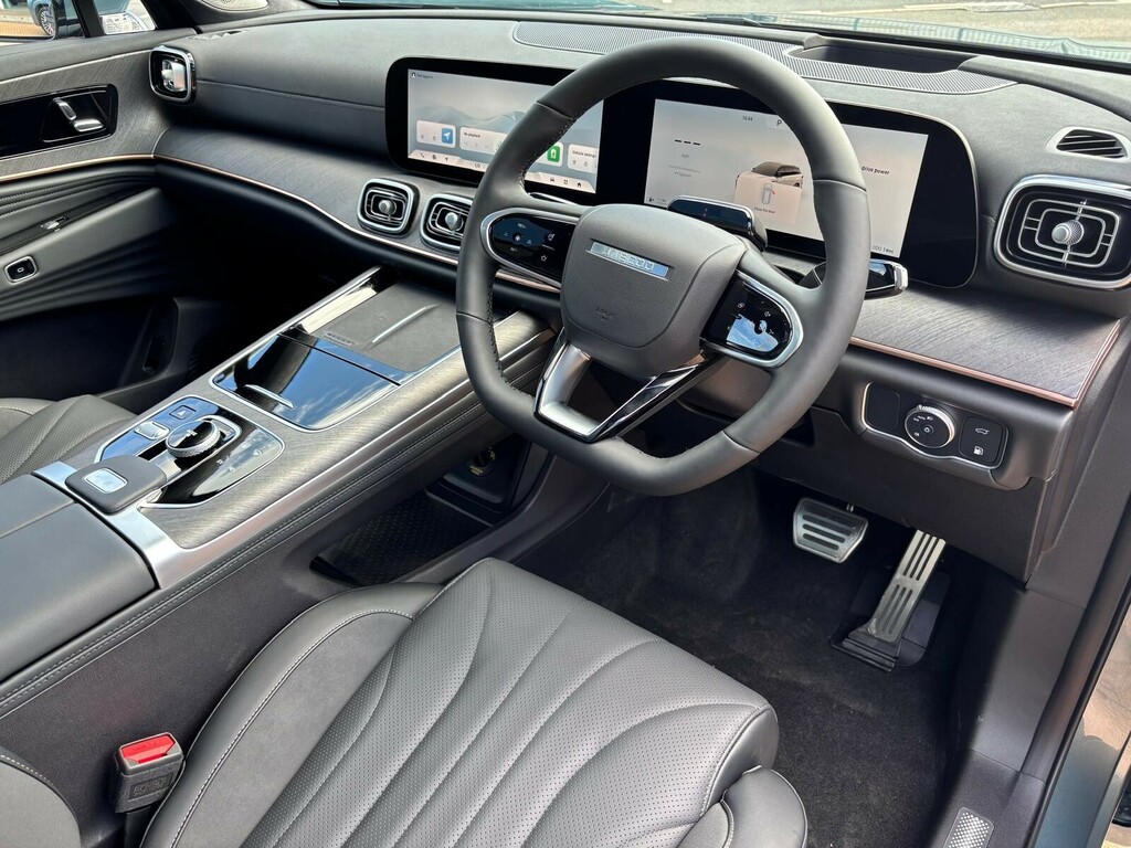 JAECOO 8 1.5T Shs Luxury 7 Seater Black #22