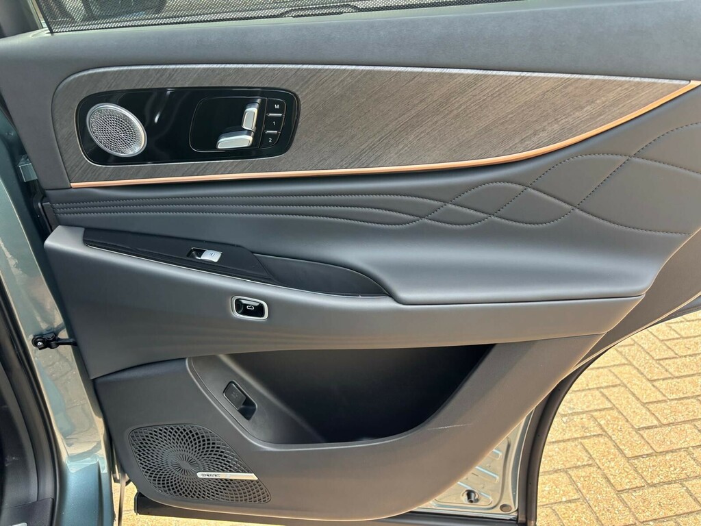 JAECOO 8 1.5T Shs Luxury 7 Seater Black #30