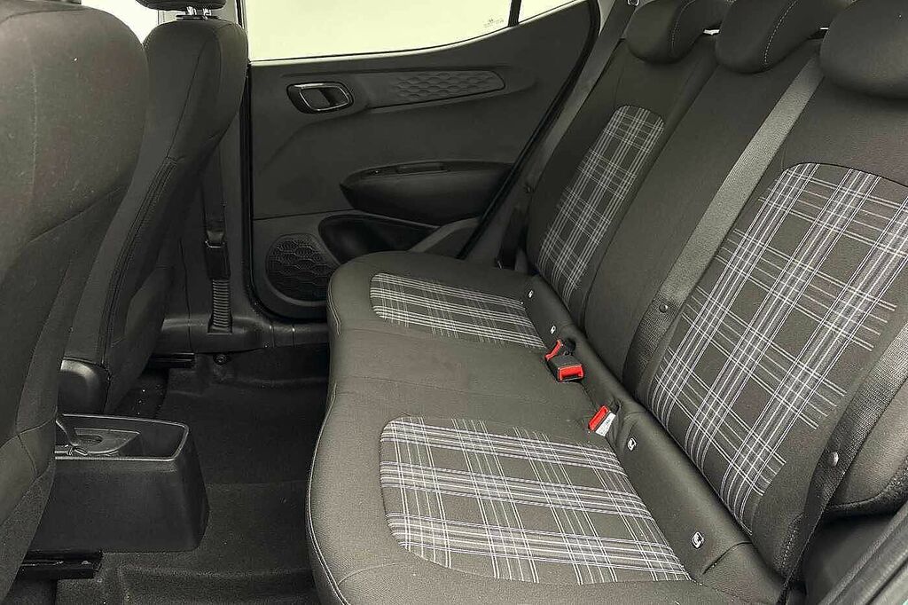 Hyundai I10 Premium Black #7