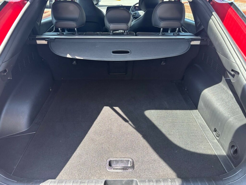 Kia EV6 166Kw Air 77.4Kwh Red #6
