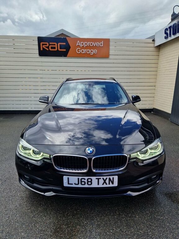 BMW 3 Series 2.0 320I Se Touring Euro 6 S S LJ68TXN Black #2