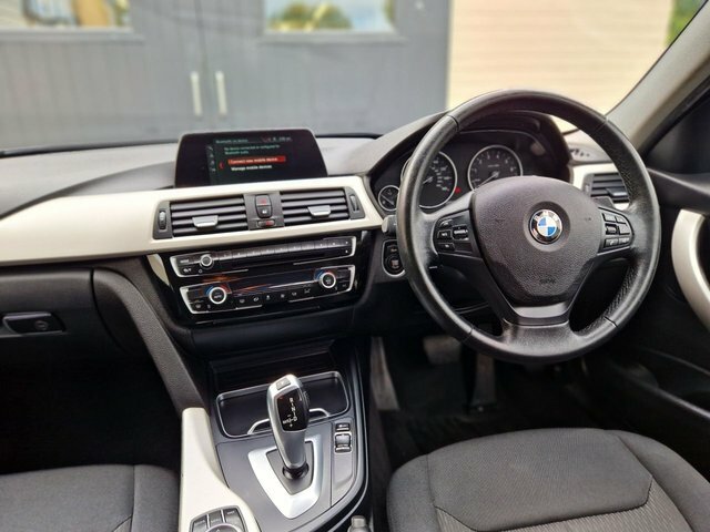 BMW 3 Series 2.0 320I Se Touring Euro 6 S S LJ68TXN Black #6