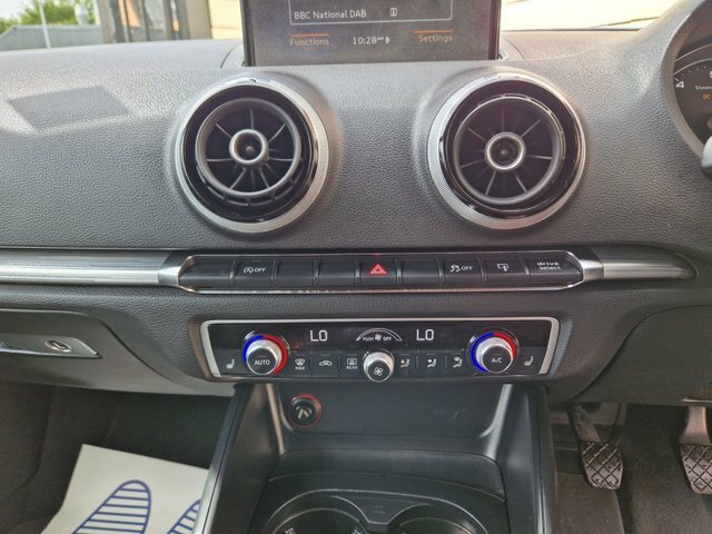 Audi A3 Cabriolet 2L Se Blue #19