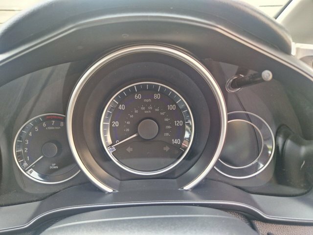 Honda Jazz 1.3 I-vtec Se Silver #13