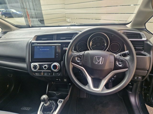 Honda Jazz 1.3 I-vtec Se Silver #11