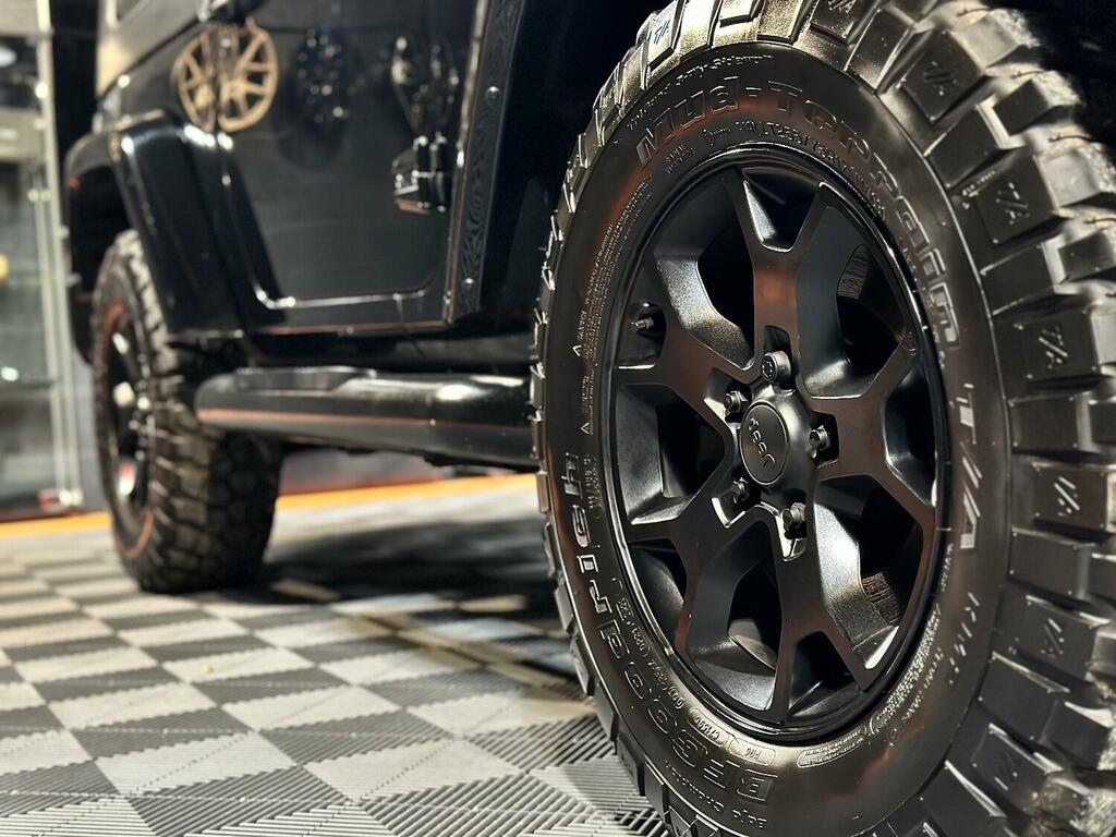 Jeep Wrangler Suv 2.8 Crd Ultimate 4Wd Euro 4 201010 Black #3