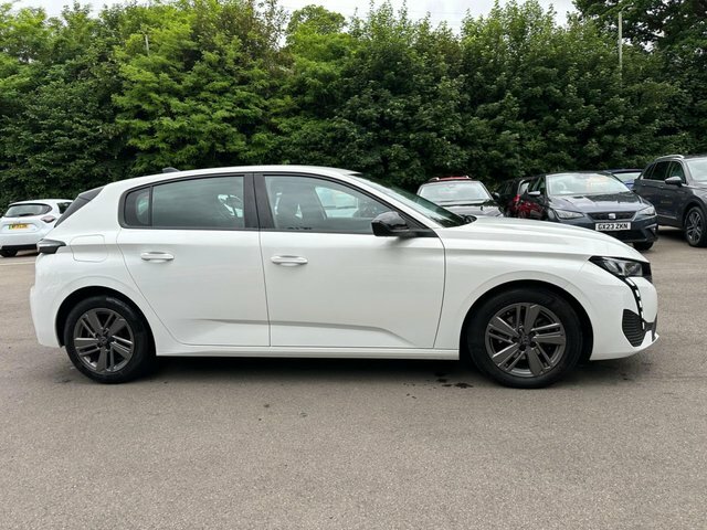 Peugeot 308 1.2 Puretech Active Premium KS23YBM White #4
