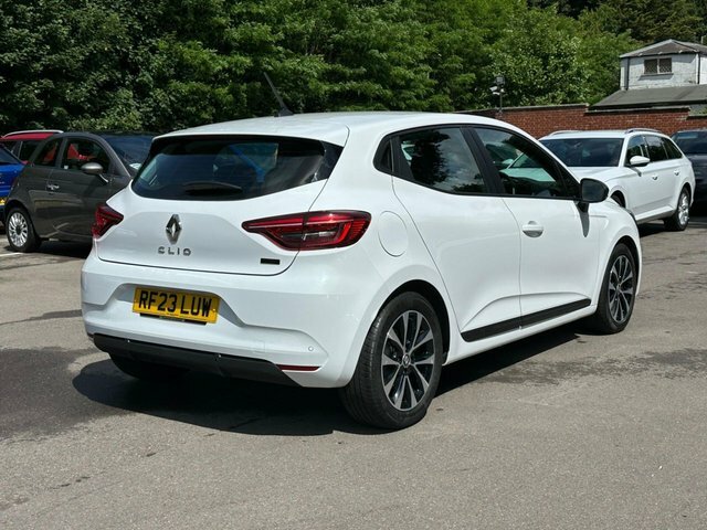 Renault Clio 1.6 E-tech Evolution Hatchback RF23LUW White #6