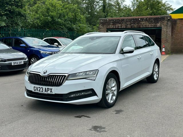 Skoda Superb 1.5 Tsi Act Se White #3