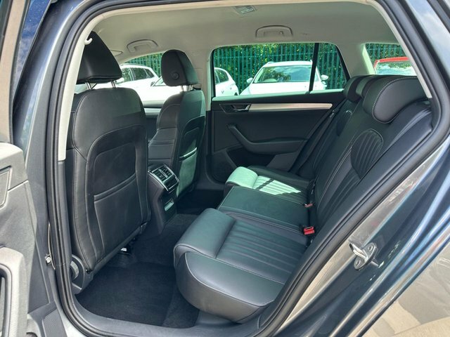Skoda Superb 1.5 Tsi Se L White #14