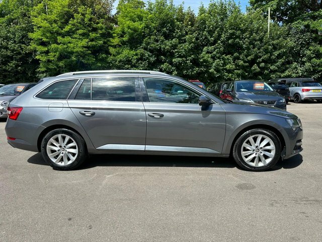 Skoda Superb 1.5 Tsi Act Se Grey #4
