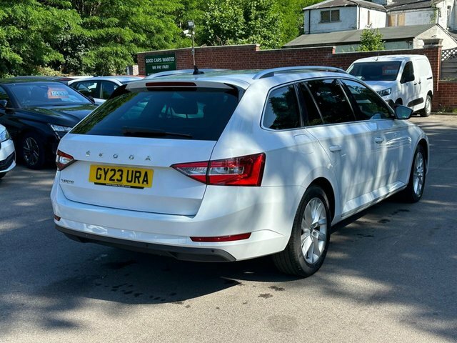 Skoda Superb 1.5 Tsi Act Se White #6