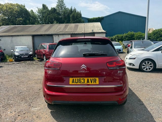 Citroen C4 Picasso 1.6 E-hdi Airdream Exclusive Red #4
