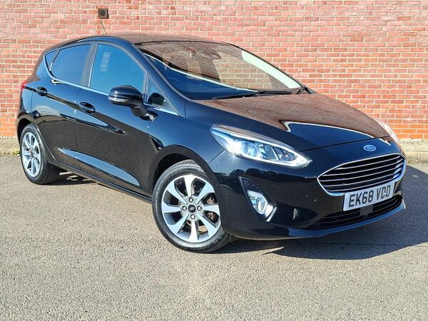 Ford Fiesta 1.0 Ecoboost Zetec. Black