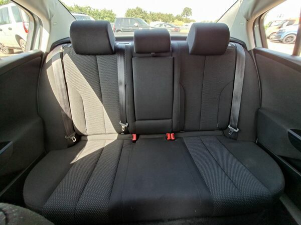Volkswagen Passat 1.4 S Tsi 121 Bhp Silver #29